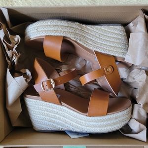 Women's 5.5 Steve Madden Wedges